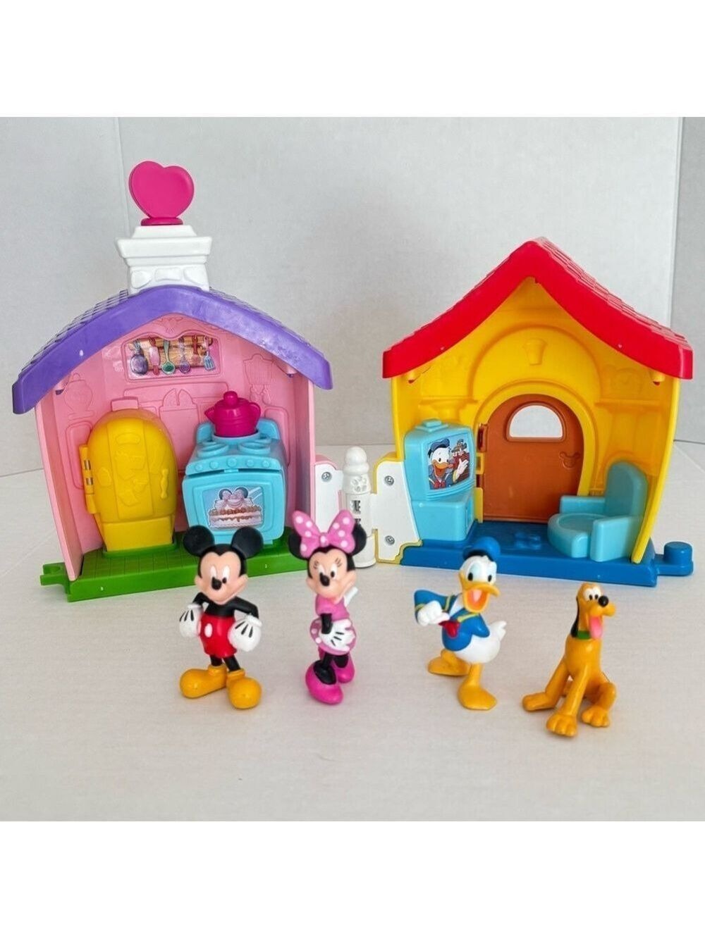 Fisher Price Little People Magic of Disney Mickey Minnie Donald House Playset